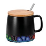 HO 026 HUICHOL TAZA FRIDA  (NEGRO / CERÁMICA)