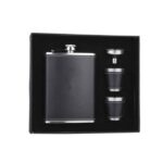 T 42 SET DE LICORERA LYON  (NEGRO / ACERO INOXIDABLE/CURPIEL)