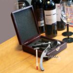 851091 - SET PARA VINOS MEDITERRÁNEO CAFE (CAFE / MADERA / METAL) - Imagen 3