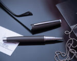 SET DE BOLÍGRAFOS DE METAL TWAS A2538 HUMO (Acero Inoxidable // Estuche: Cartón) - Imagen 2