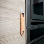 BAR 011 BE - DESTAPADOR LEIXO (BEIGE / MADERA DE HAYA / METAL) - Imagen 2