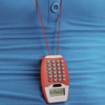 CT 150 R - CALCULADORA COLGABLE ENCORE ROJO (ROJO / PLASTICO) - Imagen 2