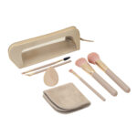 DAM 066 BE - SET DE BROCHAS ROMINA BEIGE (BEIGE / CURPIEL Y PVC ESTUCHE / MADERA, ALUMINIO Y NAILON BROCHAS / POLIESTER TOALLA / LATEX ESPONJA) - Imagen 3