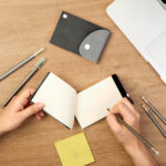 HL 9058 N - LIBRETA SABITI NEGRO (NEGRO / CURPIEL / PAPEL) - Imagen 3