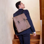 SIN 718 C - MOCHILA KRATO CAFÉ (CAFE / POLIURETANO / POLIESTER / METAL) - Imagen 8