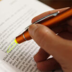 BOLÍGRAFO DE PLÁSTICO LUKI NARANJA BL-092O ( BL-092 / BL092 / BOLÍGRAFOS,MARCA TEXTOS,TINTA NEGRA ) - Imagen 3
